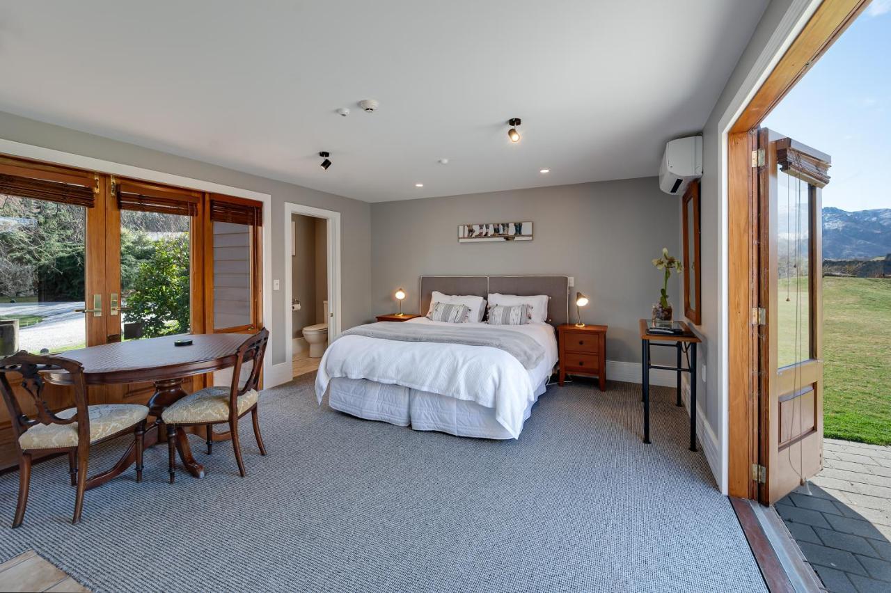 Manata Homestead & Lodge Queenstown Bagian luar foto