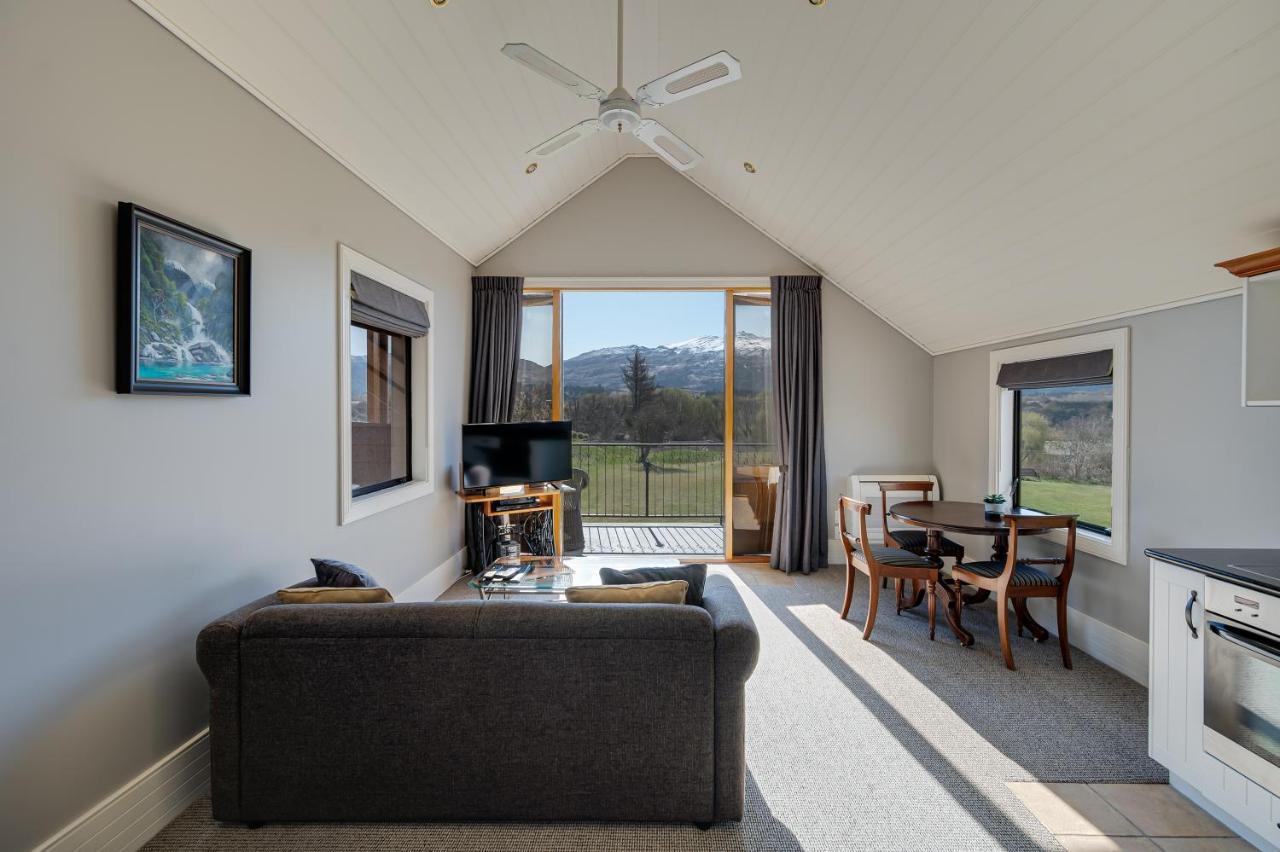 Manata Homestead & Lodge Queenstown Bagian luar foto