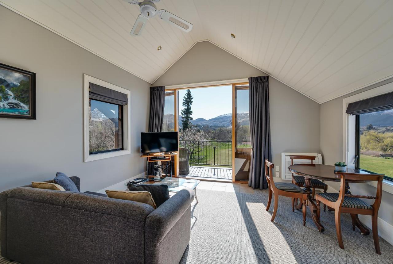 Manata Homestead & Lodge Queenstown Bagian luar foto
