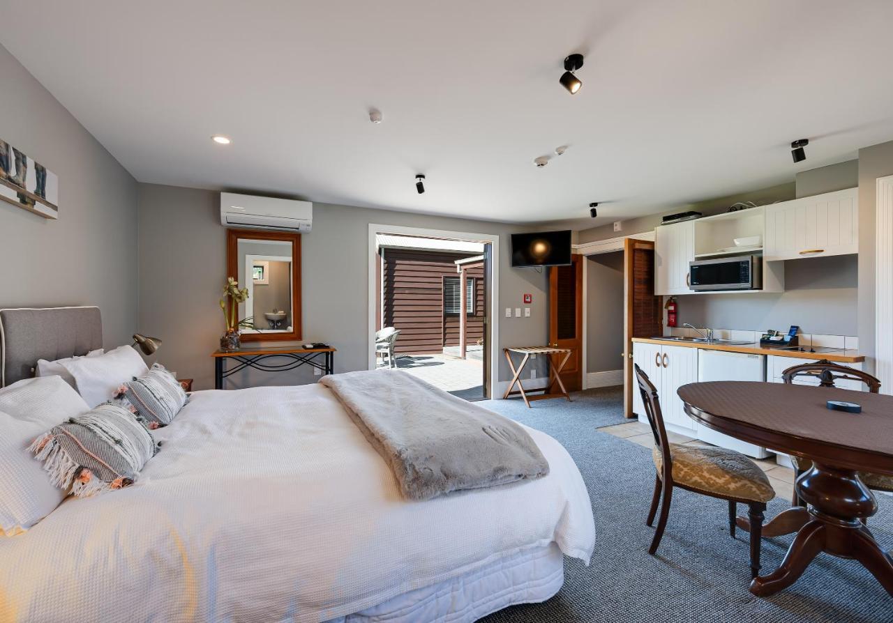 Manata Homestead & Lodge Queenstown Bagian luar foto