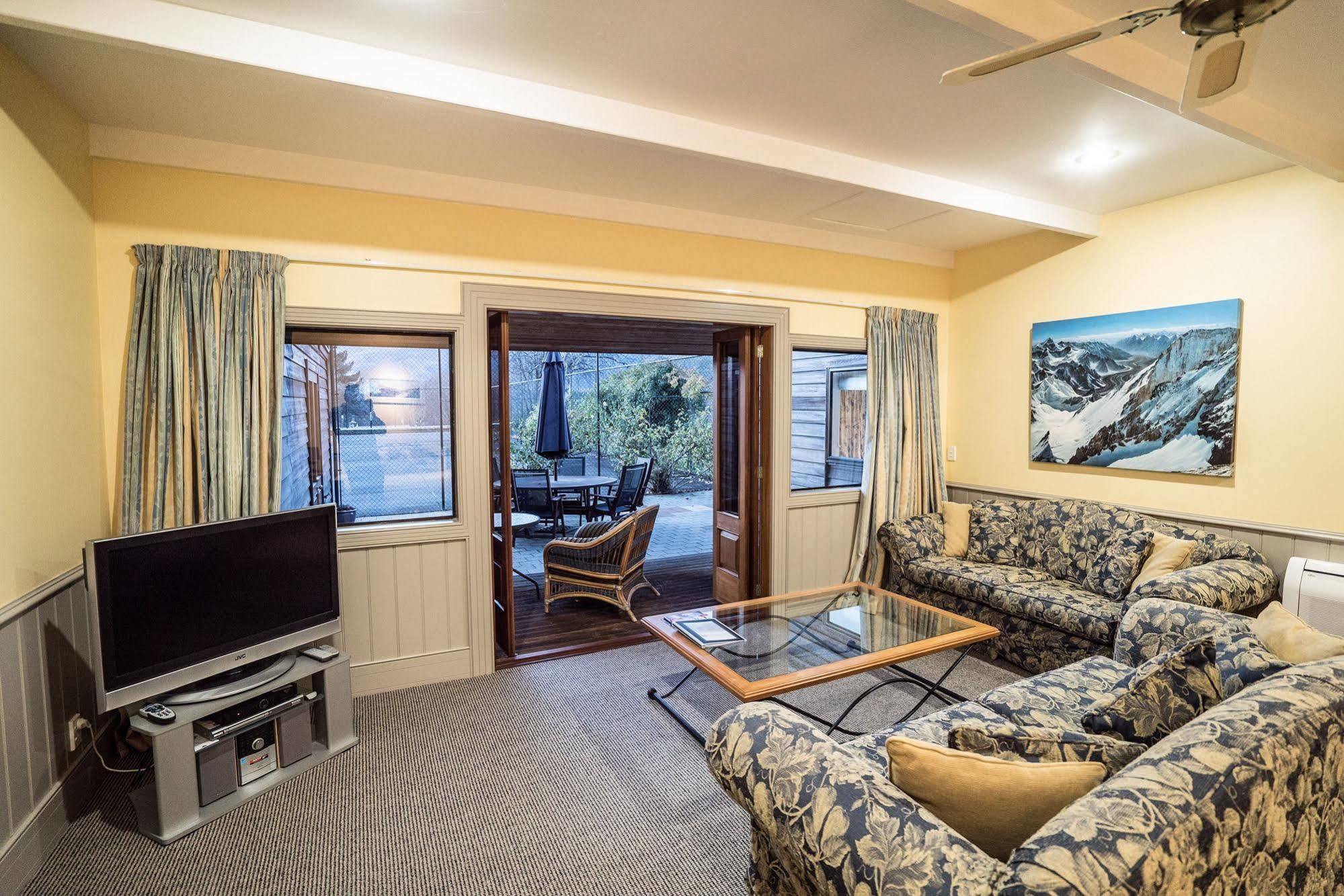 Manata Homestead & Lodge Queenstown Bagian luar foto